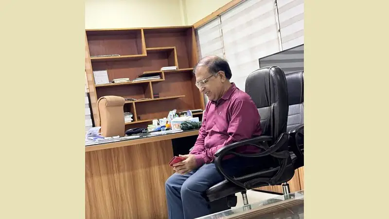 জাবি শিক্ষার্থীদের ওপর পুলিশি হামলার অন্যতম মাস্টারমাইন্ড সেই শিক্ষক ফরিদ জবিতে আটক জাবি শিক্ষার্থীদের ওপর পুলিশি হামলার অন্যতম মাস্টারমাইন্ড সেই শিক্ষক ফরিদ জবিতে আটক