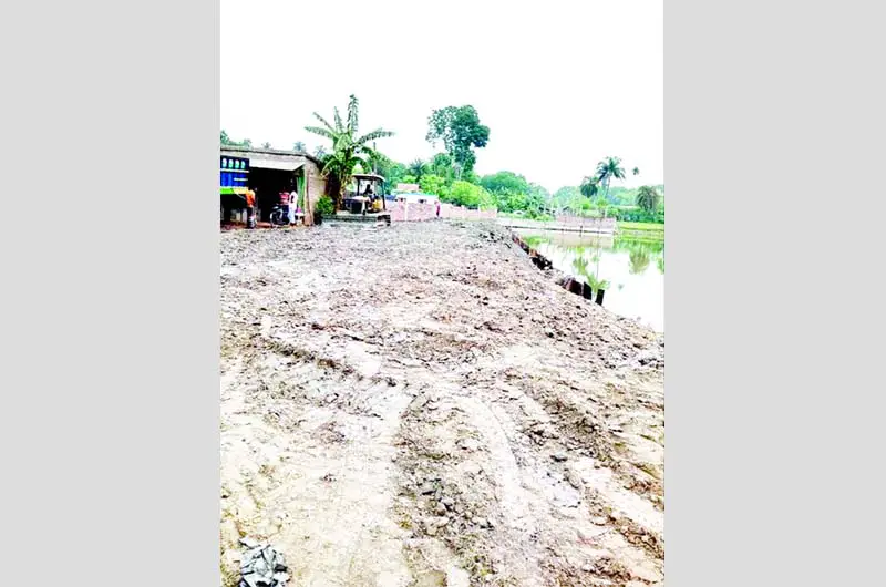যশোর শহর ও উপকণ্ঠে শতাধিক পুকুর-দীঘি ভরাট যশোর শহর ও উপকণ্ঠে শতাধিক পুকুর-দীঘি ভরাট