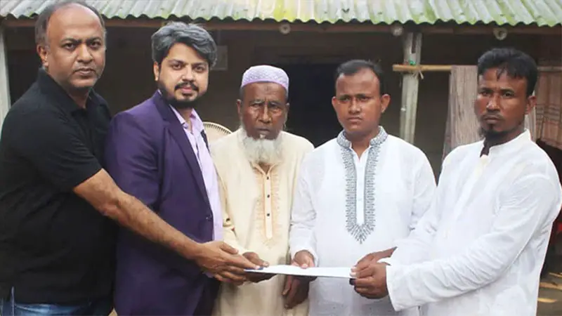 চাকরি ছাড়লেন শহীদ আবু সাঈদের দুই ভাই চাকরি ছাড়লেন শহীদ আবু সাঈদের দুই ভাই