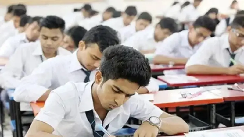৪ আগস্টের এইচএসসি পরীক্ষা কি হবে? যা জানা গেল ৪ আগস্টের এইচএসসি পরীক্ষা কি হবে? যা জানা গেল