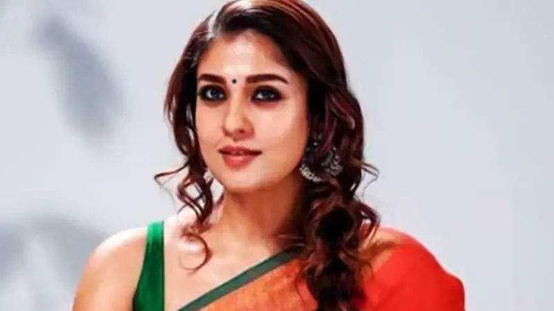 সেনা অফিসারের মেয়ে ডাবল টাইমিং! শেষে ১০০ কোটির মালিক সেনা অফিসারের মেয়ে ডাবল টাইমিং! শেষে ১০০ কোটির মালিক