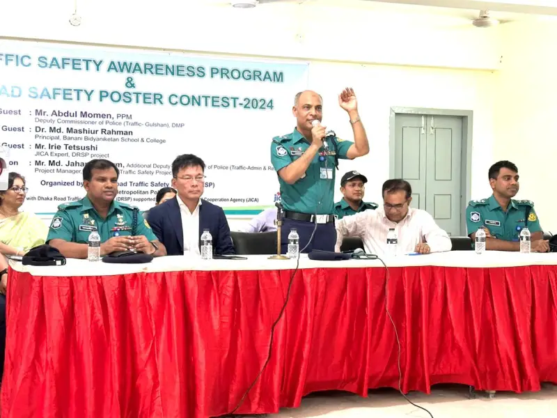 বিভিন্ন স্কুলে সড়ক নিরাপত্তা পোস্টার প্রতিযোগিতা শুরু বিভিন্ন স্কুলে সড়ক নিরাপত্তা পোস্টার প্রতিযোগিতা শুরু