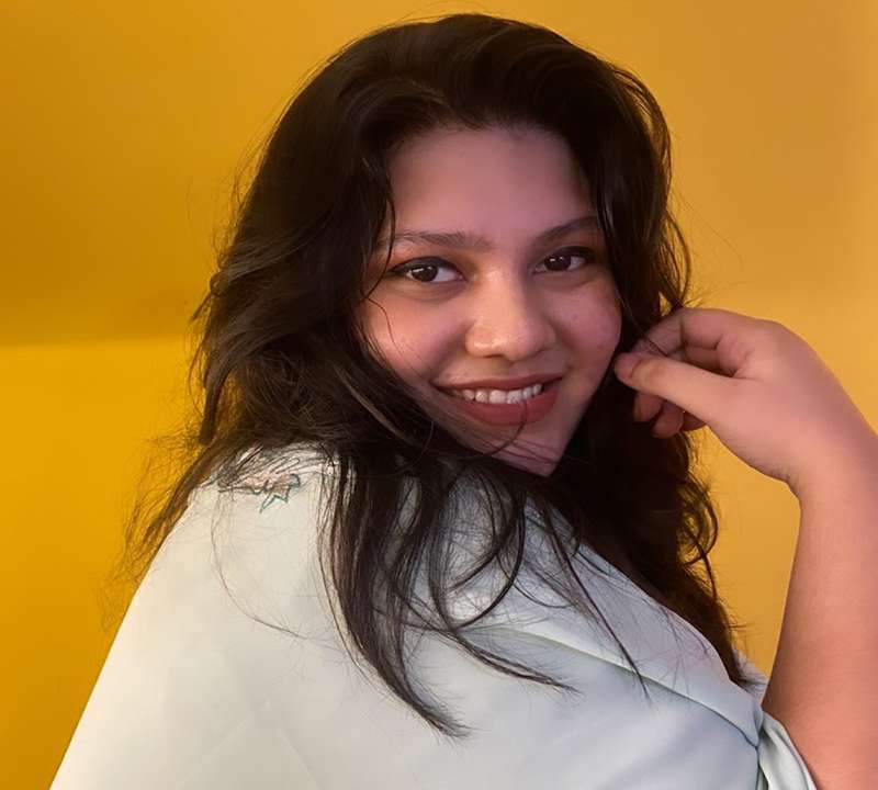 আপনার কি শাড়ি আছে? আপনার কি শাড়ি আছে?