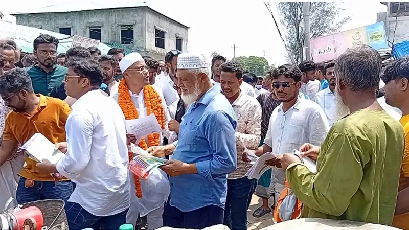 আমতলীতে বিএনপির ভারপ্রাপ্ত চেয়ারম্যান ঘোষিত ৩১ দফা কর্মসূচির লিফলেট বিতরণ আমতলীতে বিএনপির ভারপ্রাপ্ত চেয়ারম্যান ঘোষিত ৩১ দফা কর্মসূচির লিফলেট বিতরণ