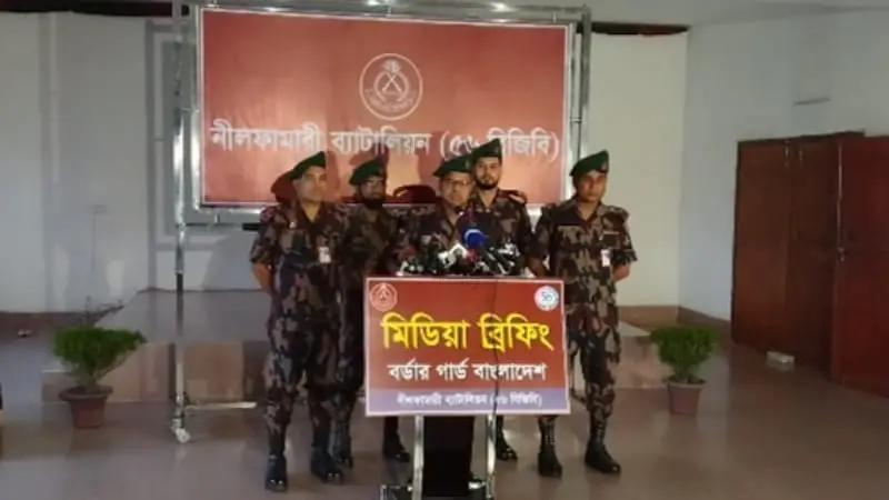 নীলফামারীতে ঈদুল আজহা ঘিরে সীমান্তে সর্বোচ্চ সতর্কতা, পুশ-ইন রোধে তৎপর বিজিবি নীলফামারীতে ঈদুল আজহা ঘিরে সীমান্তে সর্বোচ্চ সতর্কতা, পুশ-ইন রোধে তৎপর বিজিবি