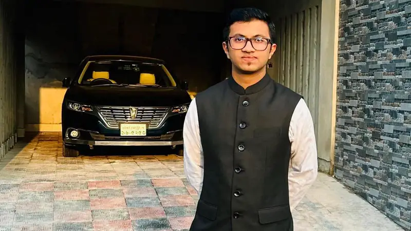 প্রশ্নফাঁস: ড্রাইভারের ছেলে সিয়ামকে ছাত্রলীগের পদ থেকে অব্যাহতি প্রশ্নফাঁস: ড্রাইভারের ছেলে সিয়ামকে ছাত্রলীগের পদ থেকে অব্যাহতি