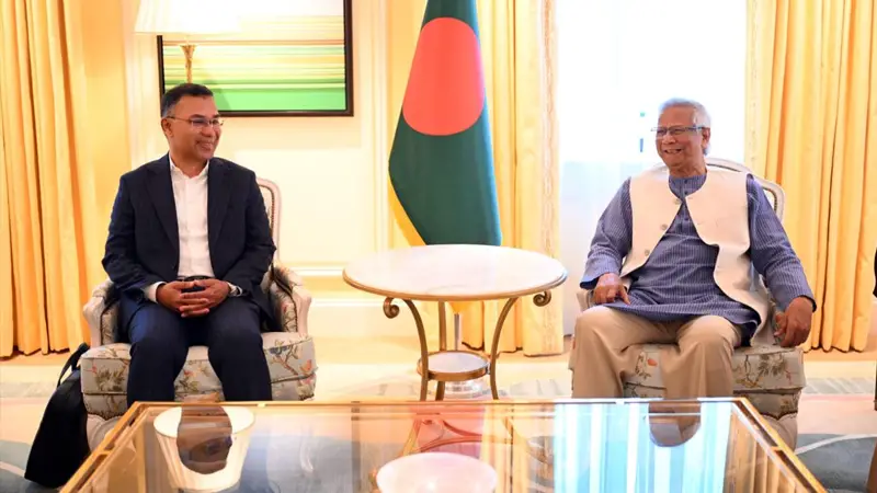 ভোট নিয়ে প্রধান উপদেষ্টাকে যে প্রস্তাব দিলেন তারেক রহমান ভোট নিয়ে প্রধান উপদেষ্টাকে যে প্রস্তাব দিলেন তারেক রহমান