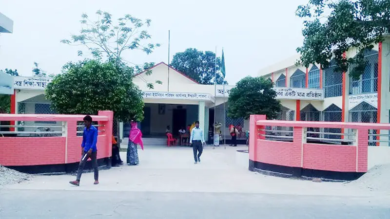 টিসিবির কার্ড নিয়ে বিএনপি-জামায়াতের সংঘর্ষে ভয়াবহ গুলিবর্ষণ টিসিবির কার্ড নিয়ে বিএনপি-জামায়াতের সংঘর্ষে ভয়াবহ গুলিবর্ষণ