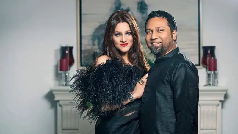 ধূর্ত তাপস,প্রাইভেট পড়াতে গিয়ে করলেন পরকীয়া ধূর্ত তাপস,প্রাইভেট পড়াতে গিয়ে করলেন পরকীয়া