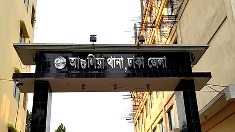 কখনও কলহ দেখা যায়নি তবু দম্পতির ঝুলন্ত লাশ উদ্ধার কখনও কলহ দেখা যায়নি তবু দম্পতির ঝুলন্ত লাশ উদ্ধার