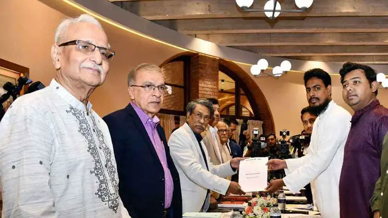 গণতান্ত্রিক রাষ্ট্রই কেবল নাগরিকের অধিকার নিশ্চিত করতে পারে গণতান্ত্রিক রাষ্ট্রই কেবল নাগরিকের অধিকার নিশ্চিত করতে পারে