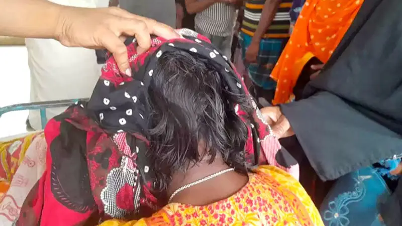 নির্যাতনের পর মাথার চুল কেটে দিল গৃহবধূর নির্যাতনের পর মাথার চুল কেটে দিল গৃহবধূর