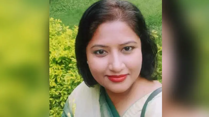 শিক্ষর্থীদের সুইপার বলায় জবি শিক্ষিকাকে বরখাস্তের আল্টিমেটাম শিক্ষর্থীদের সুইপার বলায় জবি শিক্ষিকাকে বরখাস্তের আল্টিমেটাম