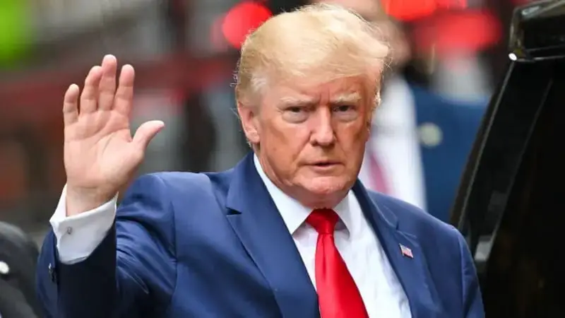 ট্রাম্পের ইরান নীতিতে অনিশ্চয়তা: যুদ্ধ কি আসন্ন? ট্রাম্পের ইরান নীতিতে অনিশ্চয়তা: যুদ্ধ কি আসন্ন?