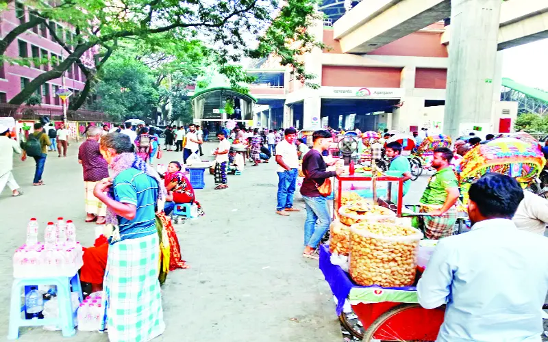 বায়ান্ন বাজার তিপ্পান্ন গলি বায়ান্ন বাজার তিপ্পান্ন গলি