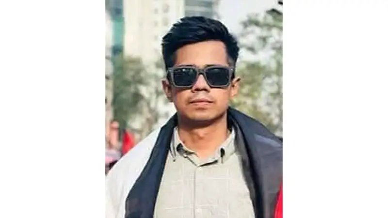 ছাত্রদল নেতা শাহরিয়ার আলম সাম্যের গ্রামের বাড়িতে চলছে শোকের মাতম ছাত্রদল নেতা শাহরিয়ার আলম সাম্যের গ্রামের বাড়িতে চলছে শোকের মাতম