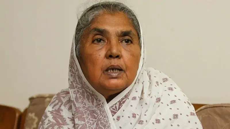 মতিয়া চৌধুরীর শেষ যে ইচ্ছা পূরণ হয়নি মতিয়া চৌধুরীর শেষ যে ইচ্ছা পূরণ হয়নি