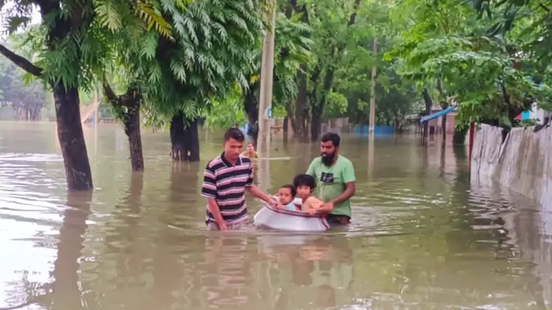 হালুয়াঘাটে বন্যা পরিস্থিতির অবনতি হালুয়াঘাটে বন্যা পরিস্থিতির অবনতি