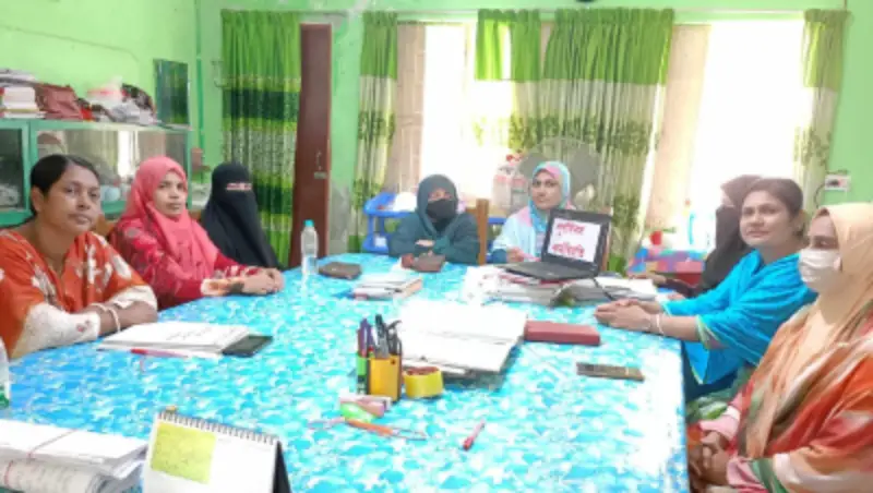 শিক্ষকদের দাবির পক্ষে নরসিংদীতে টানা কর্মবিরতি, ক্লাসরুম ফাঁকা! শিক্ষকদের দাবির পক্ষে নরসিংদীতে টানা কর্মবিরতি, ক্লাসরুম ফাঁকা!