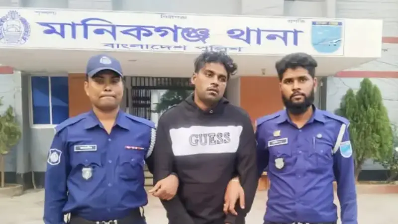 মা ও মেয়েকে এক যুবকের বিয়ে করার ঘটনায় দেশজুড়ে চাঞ্চল্য মা ও মেয়েকে এক যুবকের বিয়ে করার ঘটনায় দেশজুড়ে চাঞ্চল্য