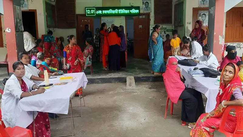 বাগেরহাটে বিনামূল্যে চিকিৎসা সেবা পেলেন দুই শতাধিক রোগী বাগেরহাটে বিনামূল্যে চিকিৎসা সেবা পেলেন দুই শতাধিক রোগী