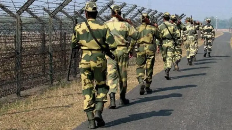 বাংলাদেশ-ভারত সীমান্তে অলআউট অ্যাকশনে বিএসএফ, দাবি ভারতীয় গণমাধ্যমের বাংলাদেশ-ভারত সীমান্তে অলআউট অ্যাকশনে বিএসএফ, দাবি ভারতীয় গণমাধ্যমের