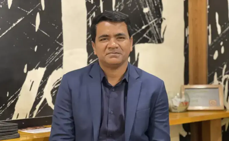 এই দেশ কারো বাবার না এই দেশ কারো বাবার না