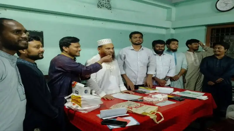 নিবন্ধন ফিরে পেল জামায়াত, সিরাজগঞ্জে মিষ্টিমুখ নিবন্ধন ফিরে পেল জামায়াত, সিরাজগঞ্জে মিষ্টিমুখ