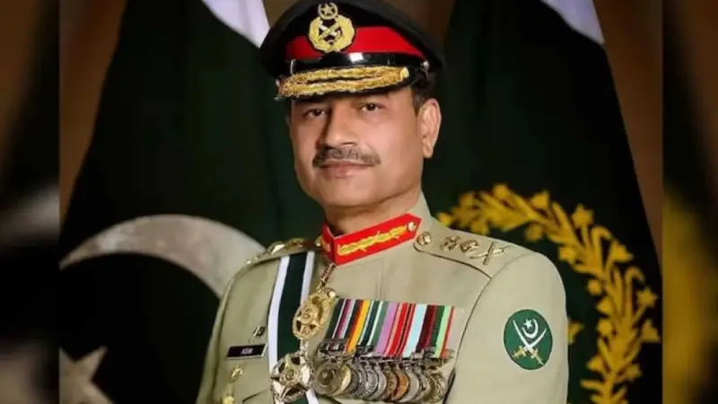 পাকিস্তানের সেনাপ্রধান জেনারেল আসিম মুনির আটক, দাবি ভারতীয় গণমাধ্যমের পাকিস্তানের সেনাপ্রধান জেনারেল আসিম মুনির আটক, দাবি ভারতীয় গণমাধ্যমের