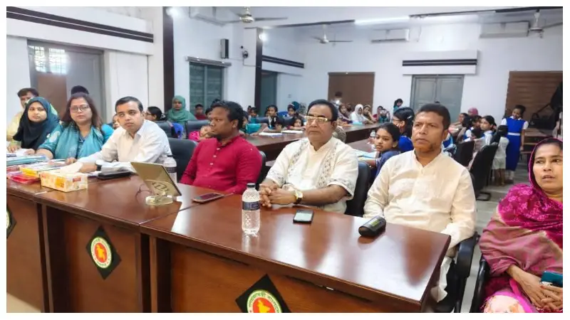 হোমনায় জাতীয় প্রাথমিক শিক্ষা সপ্তাহ উদযাপন হোমনায় জাতীয় প্রাথমিক শিক্ষা সপ্তাহ উদযাপন