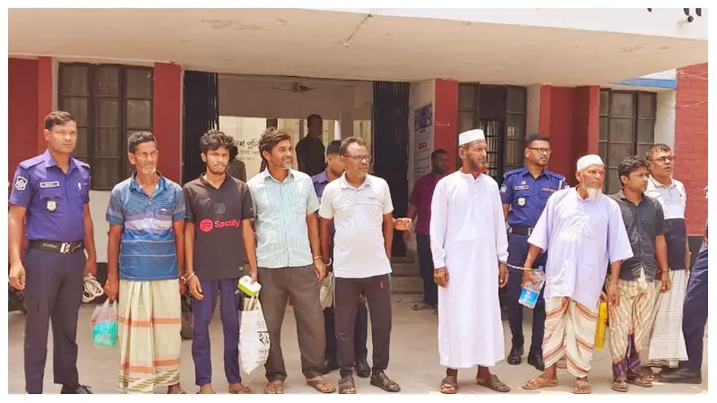 পাবনায় আওয়ামী লীগ ও অঙ্গসংগঠনের ৫ নেতা গ্রেপ্তার পাবনায় আওয়ামী লীগ ও অঙ্গসংগঠনের ৫ নেতা গ্রেপ্তার