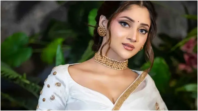 যতক্ষণ পর্যন্ত আপনাদের দেখাতে পারছি না, ততক্ষণ রাত তিনটা-চারটা পর্যন্ত ঘুম হয় না: পূজা চেরি যতক্ষণ পর্যন্ত আপনাদের দেখাতে পারছি না, ততক্ষণ রাত তিনটা-চারটা পর্যন্ত ঘুম হয় না: পূজা চেরি