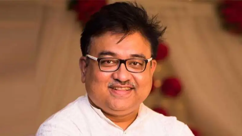 গণতন্ত্র ছাড়া সরকারকে কি ফেসবুকনির্ভর ম্যান্ডেট দেওয়া হয়েছে?: আব্দুন নূর তুষার গণতন্ত্র ছাড়া সরকারকে কি ফেসবুকনির্ভর ম্যান্ডেট দেওয়া হয়েছে?: আব্দুন নূর তুষার