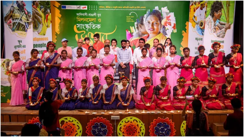 গাইবান্ধায় আদিবাসী বাঙালী যুব মিলন মেলা ও সাংস্কৃতিক উৎসব গাইবান্ধায় আদিবাসী বাঙালী যুব মিলন মেলা ও সাংস্কৃতিক উৎসব