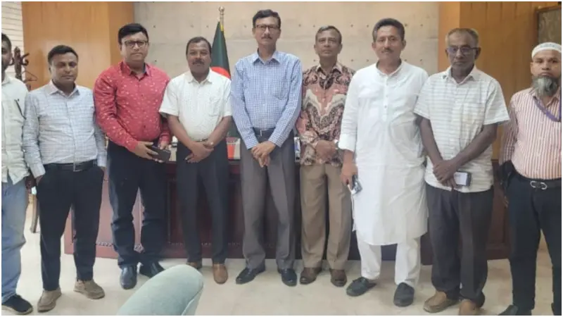 পররাষ্ট্র উপদেষ্টার সাথে রায়পুরা প্রেস ক্লাবের নবগঠিত কমিটির সৌজন্য সাক্ষাৎ