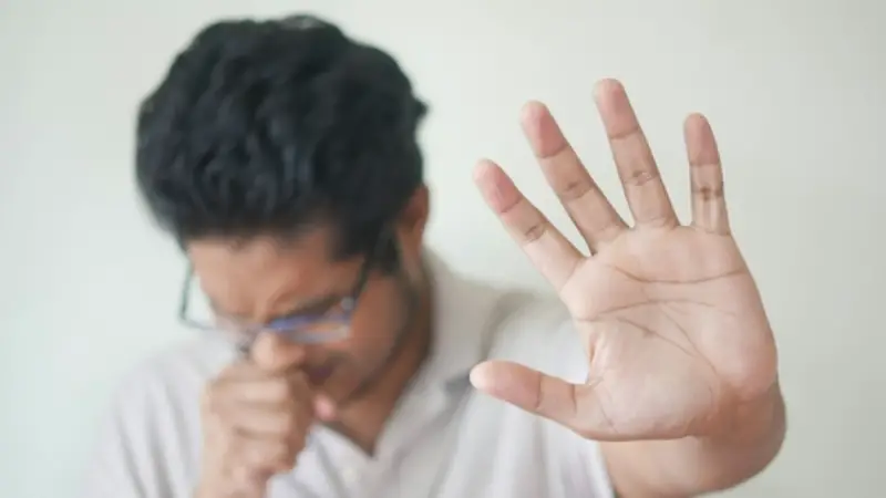 নাকের অ্যালার্জিতে ভুগছেন? জেনে নিন নিয়ন্ত্রণের ৪টি সহজ উপায় নাকের অ্যালার্জিতে ভুগছেন? জেনে নিন নিয়ন্ত্রণের ৪টি সহজ উপায়