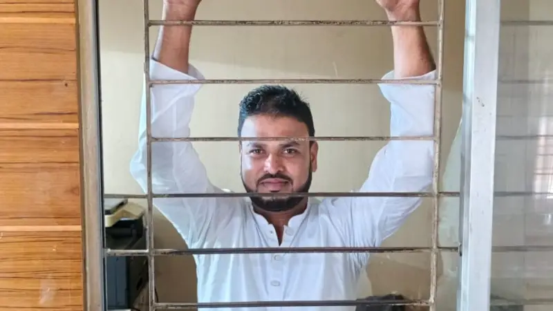 আনোয়ারায় বিএনপির মিছিলে হামলা মামলায় ইউপি সদস্য গ্রেফতার আনোয়ারায় বিএনপির মিছিলে হামলা মামলায় ইউপি সদস্য গ্রেফতার