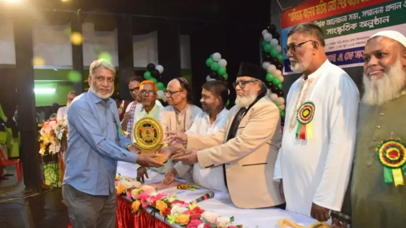 শেরে বাংলা স্মৃতি পদক পেলেন বিএনপি নেতা নিজাম উদ্দিন চৌধুরী শেরে বাংলা স্মৃতি পদক পেলেন বিএনপি নেতা নিজাম উদ্দিন চৌধুরী