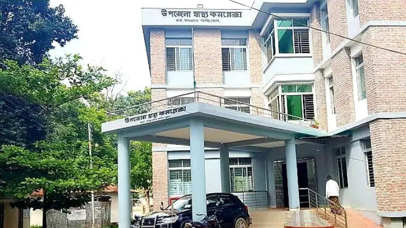 বান্দরবানে বিদ্যুৎস্পৃষ্ট হয়ে ঠিকাদারের মৃত্যু, আহত ২ বান্দরবানে বিদ্যুৎস্পৃষ্ট হয়ে ঠিকাদারের মৃত্যু, আহত ২