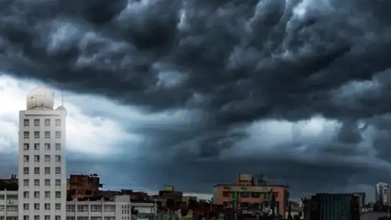 টানা কতদিন চলবে ঝড়-বৃষ্টি? যা জানালো আবহাওয়া অফিস