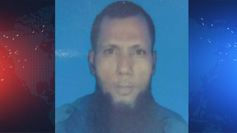 ছেলের জন্য শিঙারা আনতে গিয়ে একটা গুলি জাহাঙ্গীরের মাথা ফুটো করে দেয় ছেলের জন্য শিঙারা আনতে গিয়ে একটা গুলি জাহাঙ্গীরের মাথা ফুটো করে দেয়