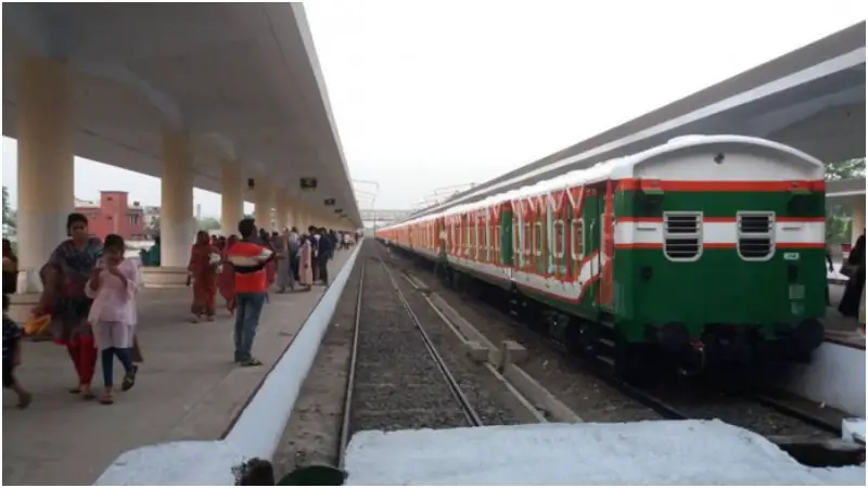 দুর্ঘটনা প্রতিরোধে সর্বসাধারণকে সহযোগিতার আহ্বান রেল কর্তৃপক্ষের