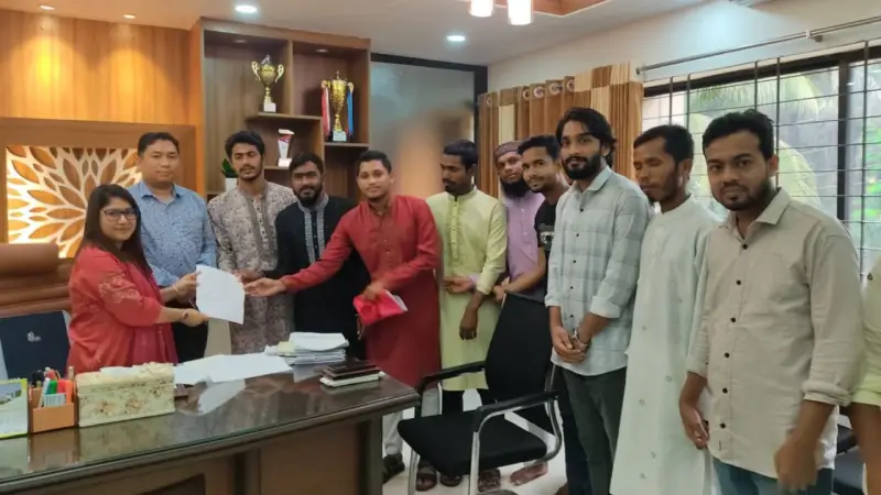 আনোয়ারাকে মাদক, চাঁদাবাজি ও দালালমুক্ত করার দাবিতে স্মারকলিপি প্রদান আনোয়ারাকে মাদক, চাঁদাবাজি ও দালালমুক্ত করার দাবিতে স্মারকলিপি প্রদান