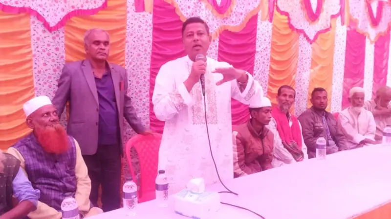 দেশে সন্ত্রাস চাঁদাবাজদের ঠাঁই হবে না: কর্নেল আজাদ দেশে সন্ত্রাস চাঁদাবাজদের ঠাঁই হবে না: কর্নেল আজাদ