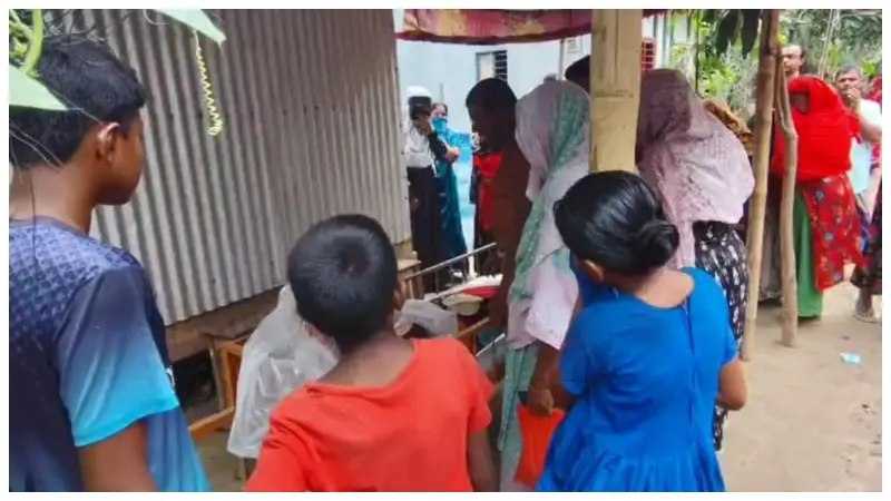 মাদারীপুরে ট্রলারডুবির ঘটনায় নিখোঁজ যুবকের লাশ উদ্ধার মাদারীপুরে ট্রলারডুবির ঘটনায় নিখোঁজ যুবকের লাশ উদ্ধার