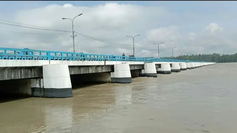 তিস্তায় বাড়ছে পানি, পৌঁছেছে বিপদসীমায় তিস্তায় বাড়ছে পানি, পৌঁছেছে বিপদসীমায়