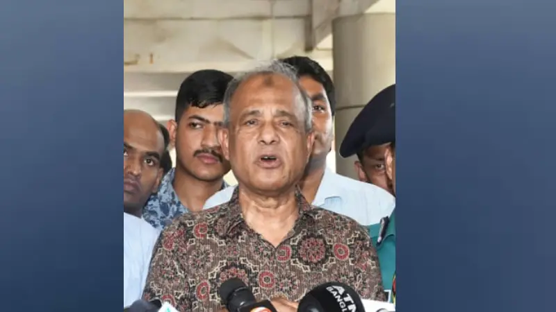 সাবেক রাষ্ট্রপতির দেশত্যাগের ঘটনায় দায়ী সবার বিরুদ্ধে ব্যবস্থা নেওয়া হবে: স্বরাষ্ট্র উপদেষ্টা