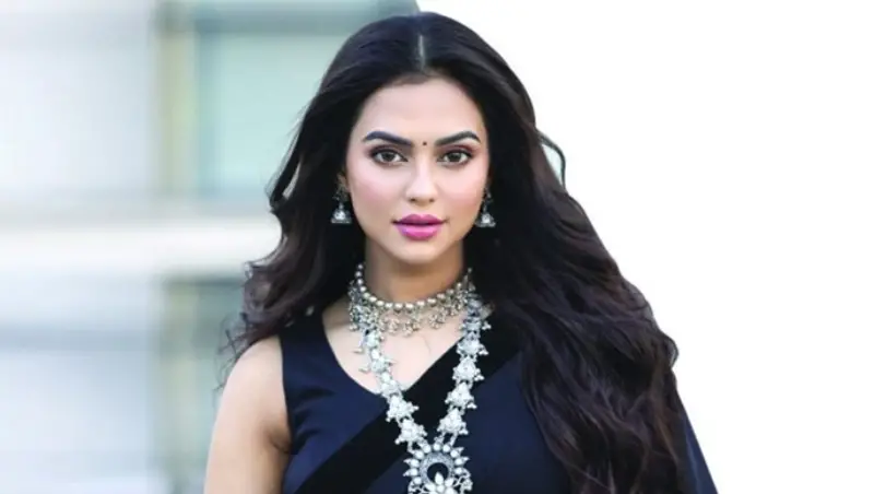 এবার কেউ রেহাই পাবে না - নুসরাত ফারিয়া এবার কেউ রেহাই পাবে না - নুসরাত ফারিয়া