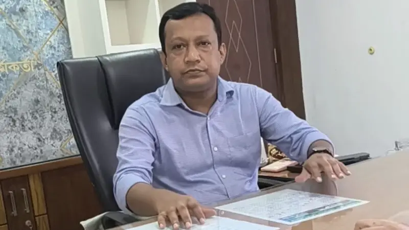 সরকারি প্রকল্পের তথ্য চাওয়ায় ক্ষিপ্ত পিআইও, সাংবাদিককে হেনস্তা ও হুমকি সরকারি প্রকল্পের তথ্য চাওয়ায় ক্ষিপ্ত পিআইও, সাংবাদিককে হেনস্তা ও হুমকি