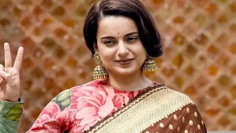 ‘রাজনীতি একটি খুব ব্যয়বহুল শখ’